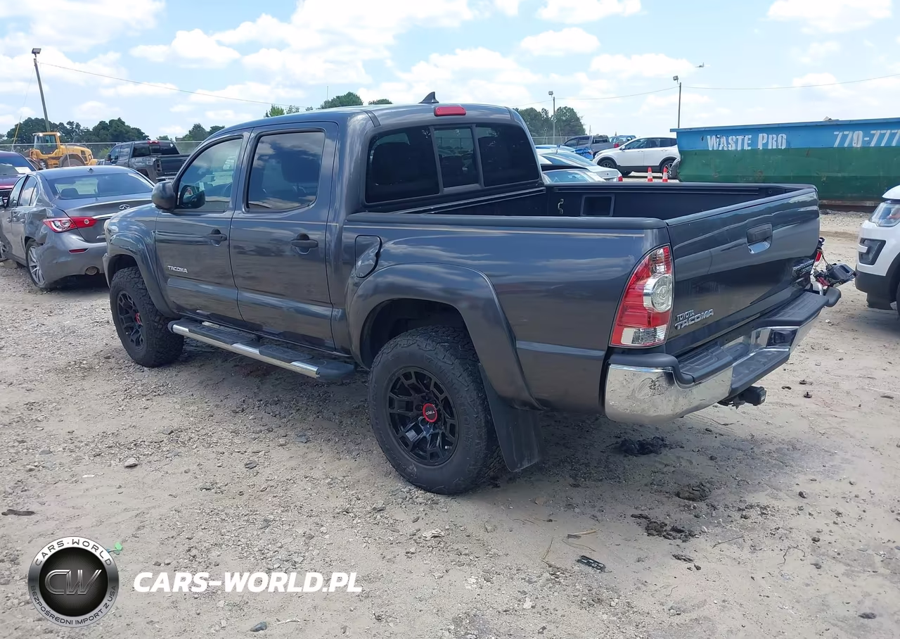 2012 Toyota Tacoma Prerunner VIN:5TFJX4GN3CX007464 - 3