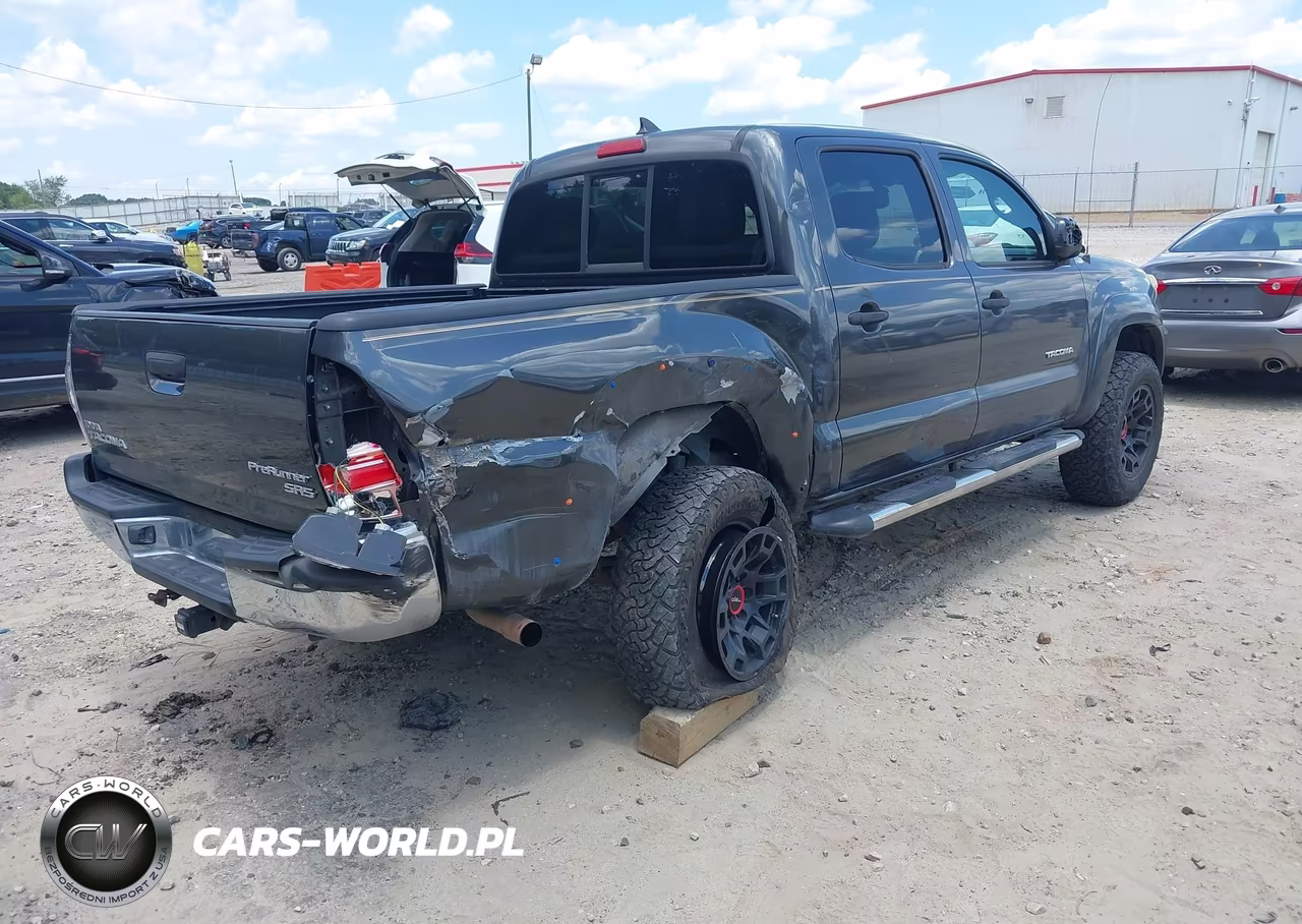 2012 Toyota Tacoma Prerunner VIN:5TFJX4GN3CX007464 - 4