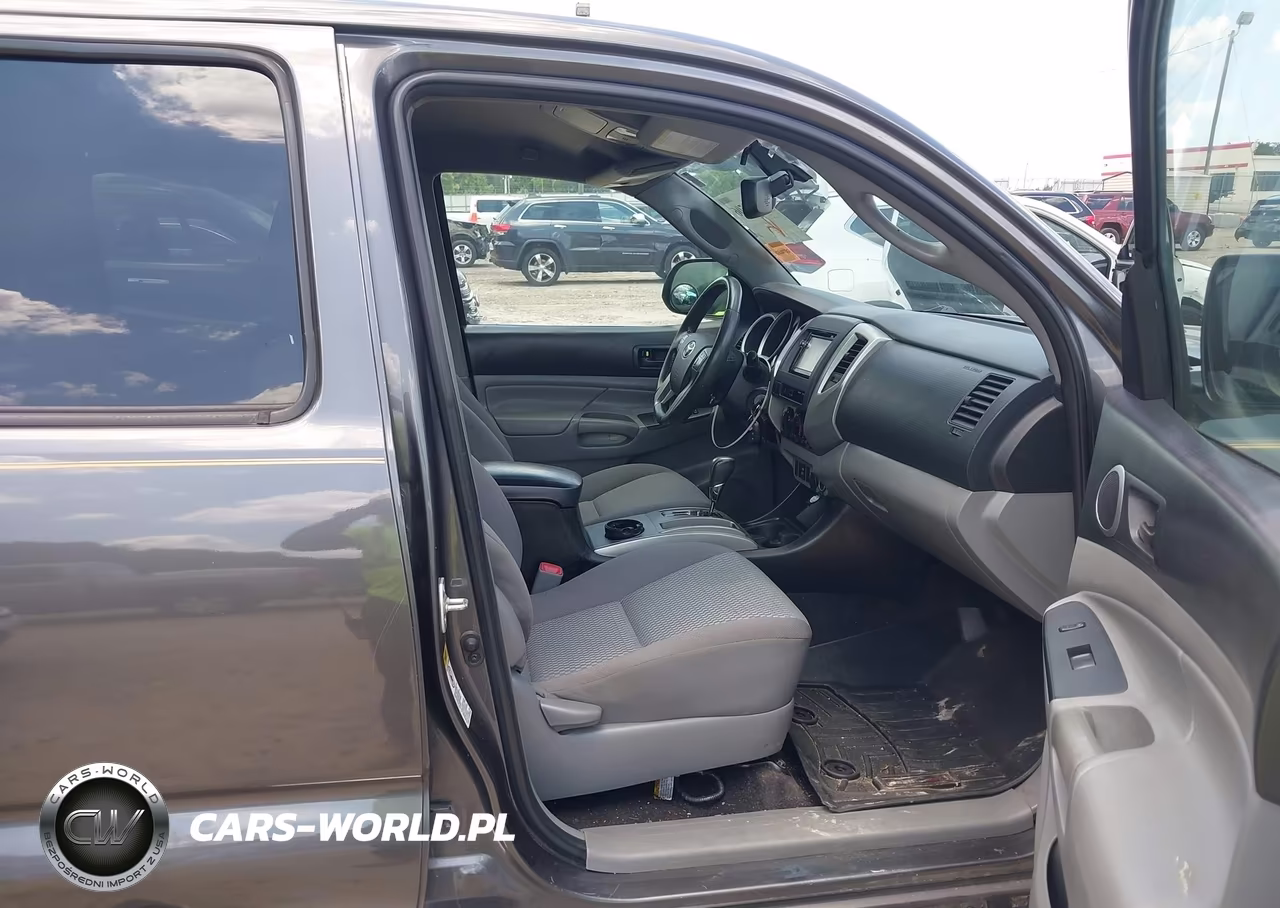 2012 Toyota Tacoma Prerunner VIN:5TFJX4GN3CX007464 - 5
