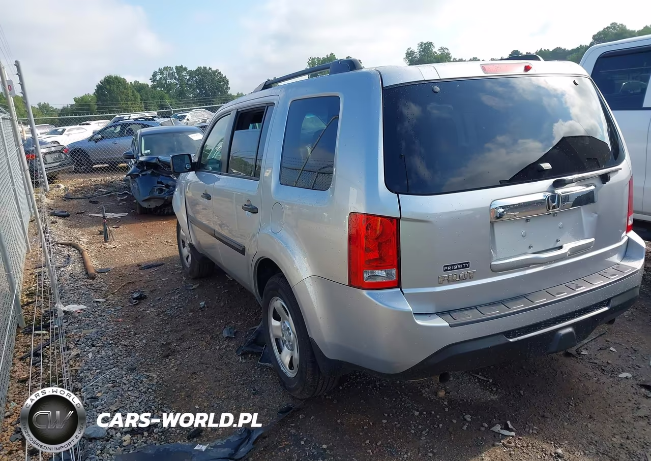 2013 Honda Pilot Lx VIN:5FNYF3H29DB042196 - 3