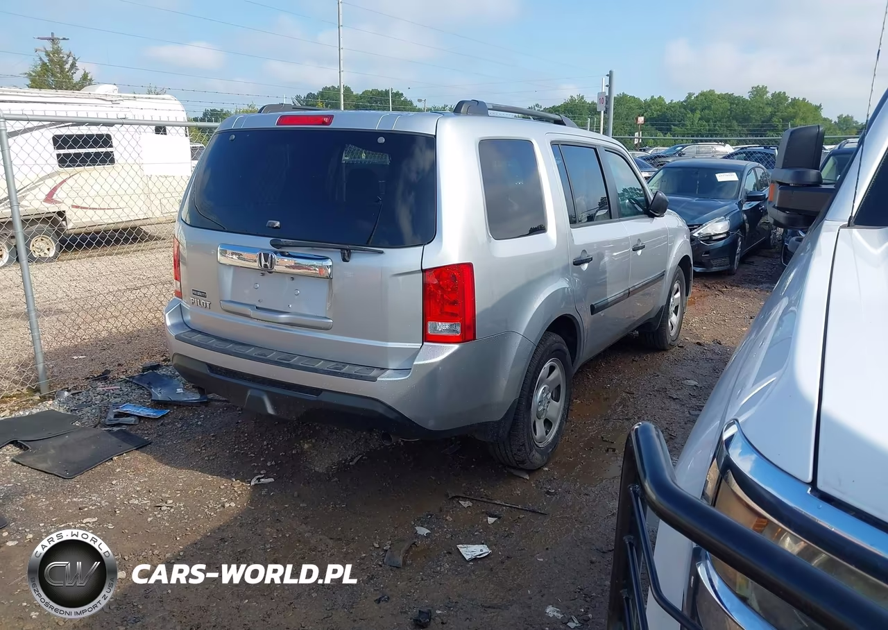 2013 Honda Pilot Lx VIN:5FNYF3H29DB042196 - 4