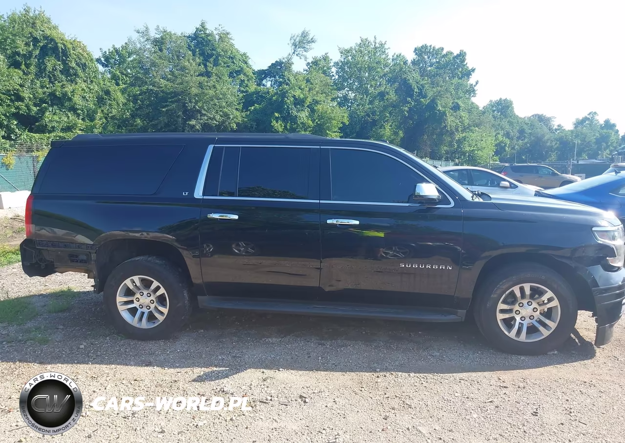 2018 Chevrolet Suburban Lt VIN:1GNSKHKC5JR110894 - 13