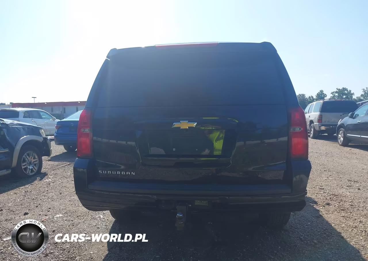2018 Chevrolet Suburban Lt VIN:1GNSKHKC5JR110894 - 16