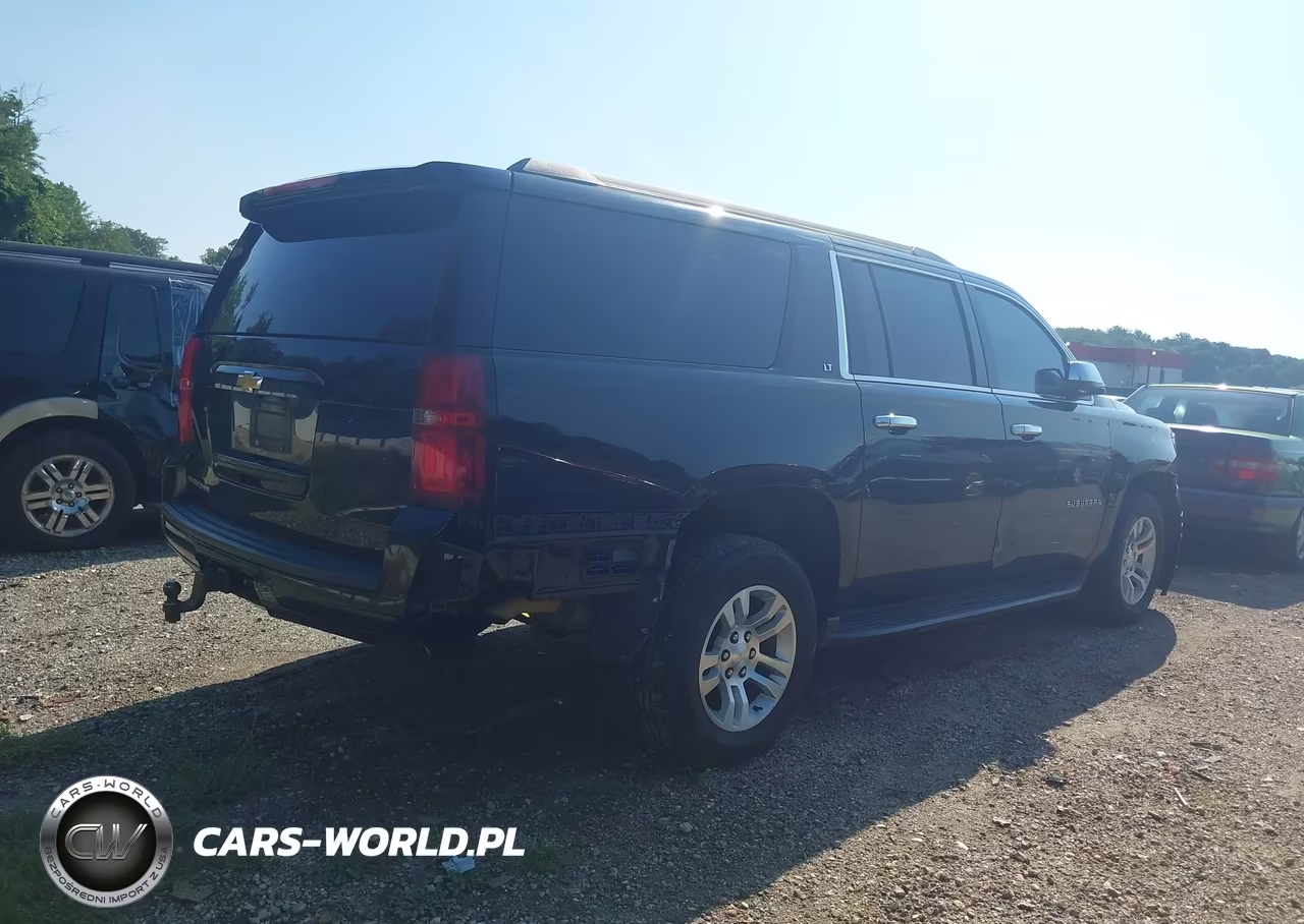 2018 Chevrolet Suburban Lt VIN:1GNSKHKC5JR110894 - 4