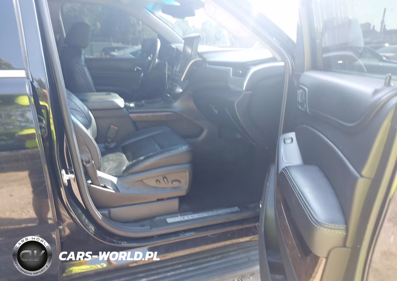 2018 Chevrolet Suburban Lt VIN:1GNSKHKC5JR110894 - 5