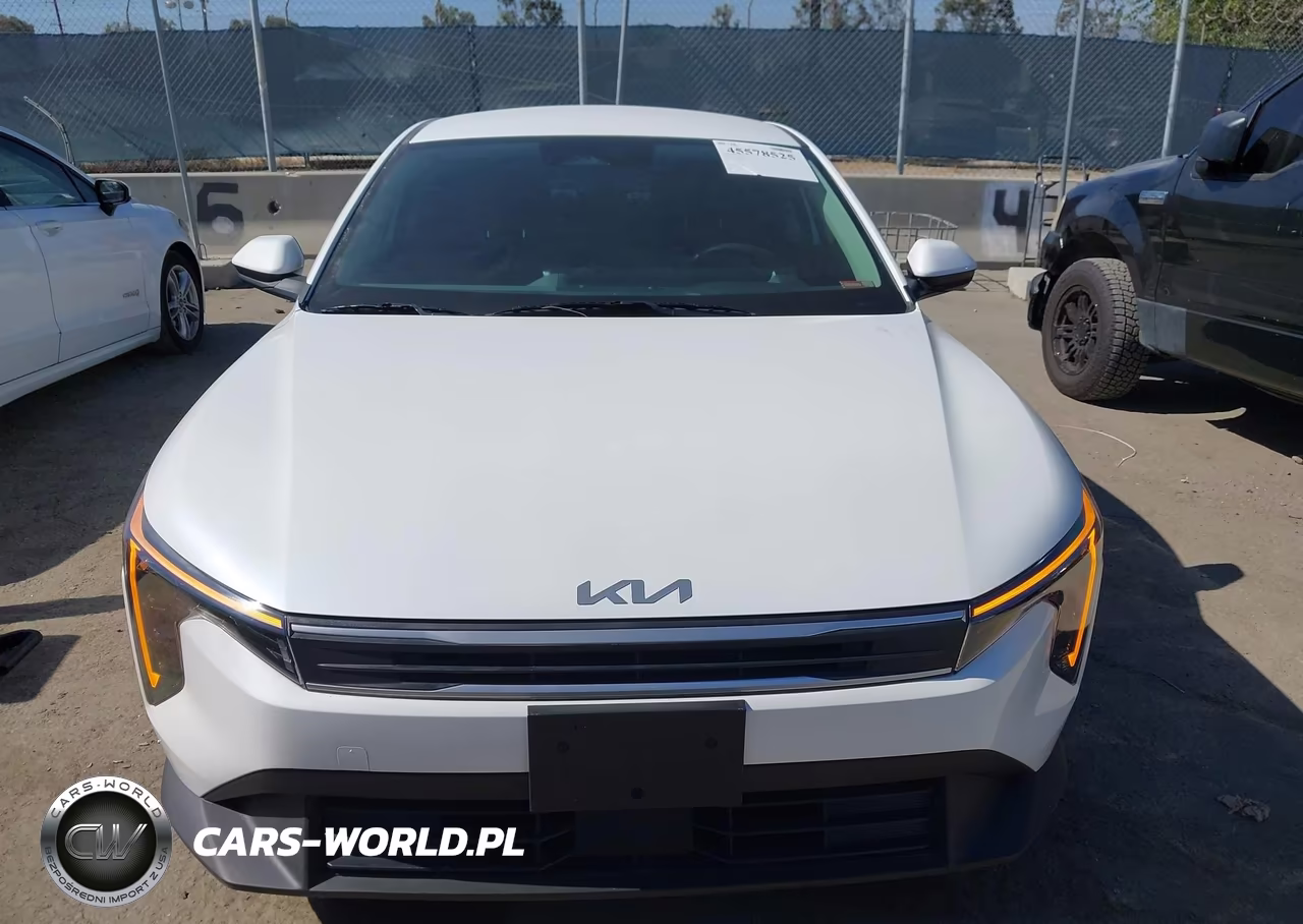 2025 Kia K4 Lx VIN:3KPFT4DE8SE145585 - 12