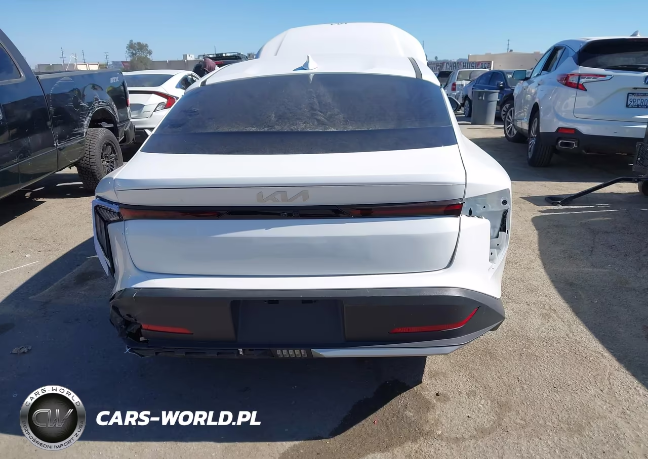 2025 Kia K4 Lx VIN:3KPFT4DE8SE145585 - 17