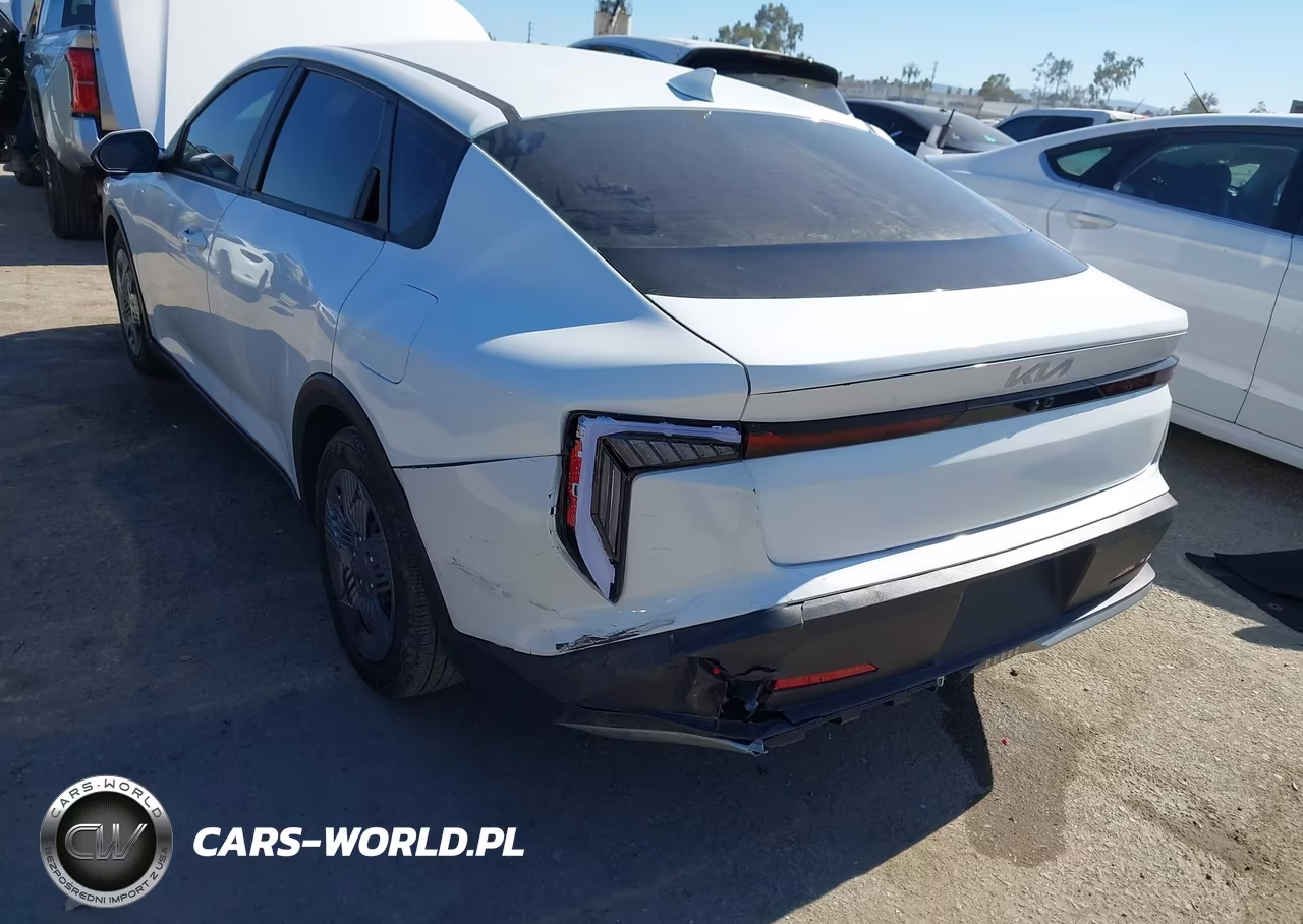 2025 Kia K4 Lx VIN:3KPFT4DE8SE145585 - 6