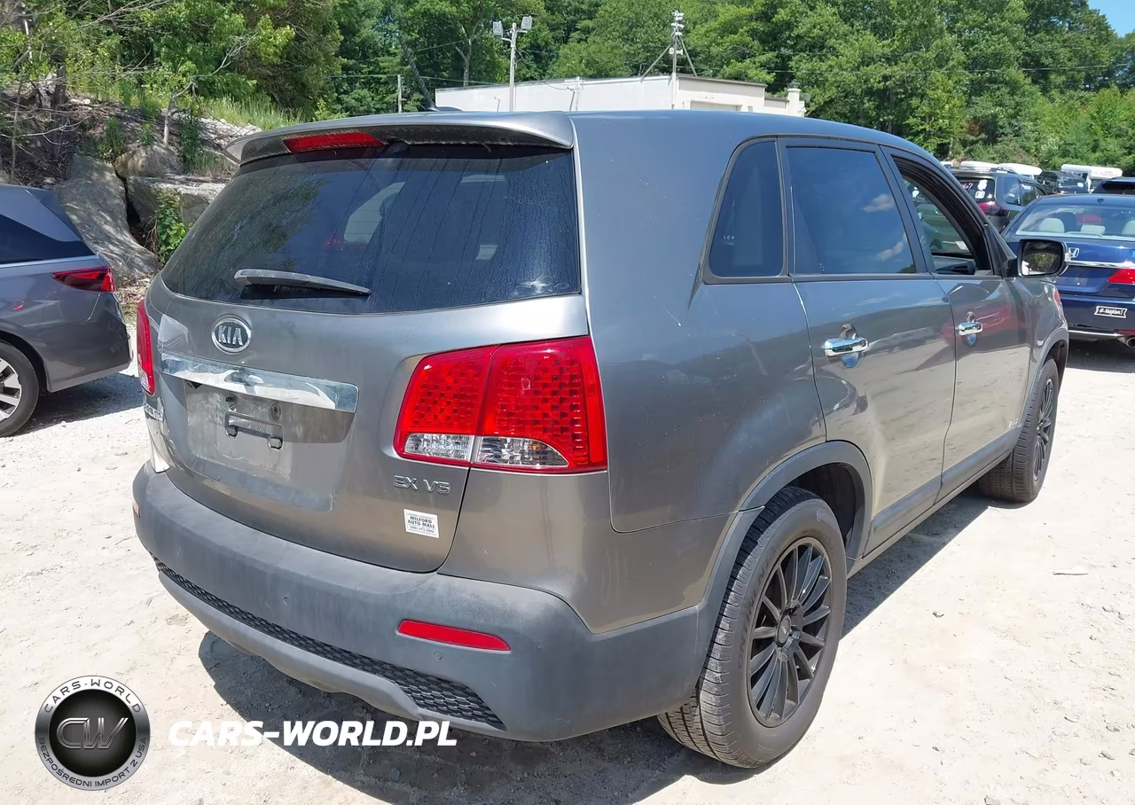 2011 Kia Sorento Ex V6 VIN:5XYKUDA28BG022524 - 4