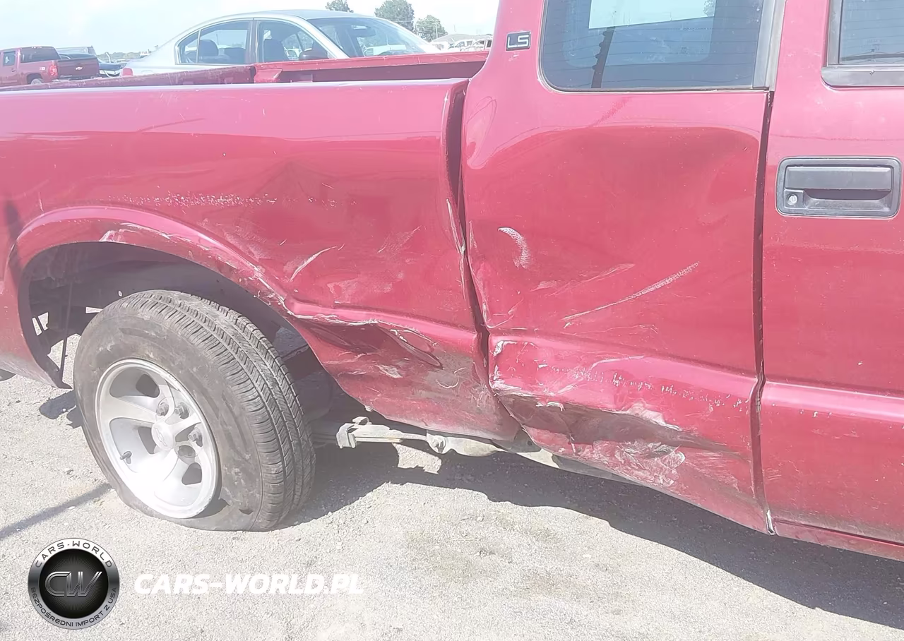 2003 Chevrolet S-10 Ls VIN:1GCCS19HX38221066 - 12