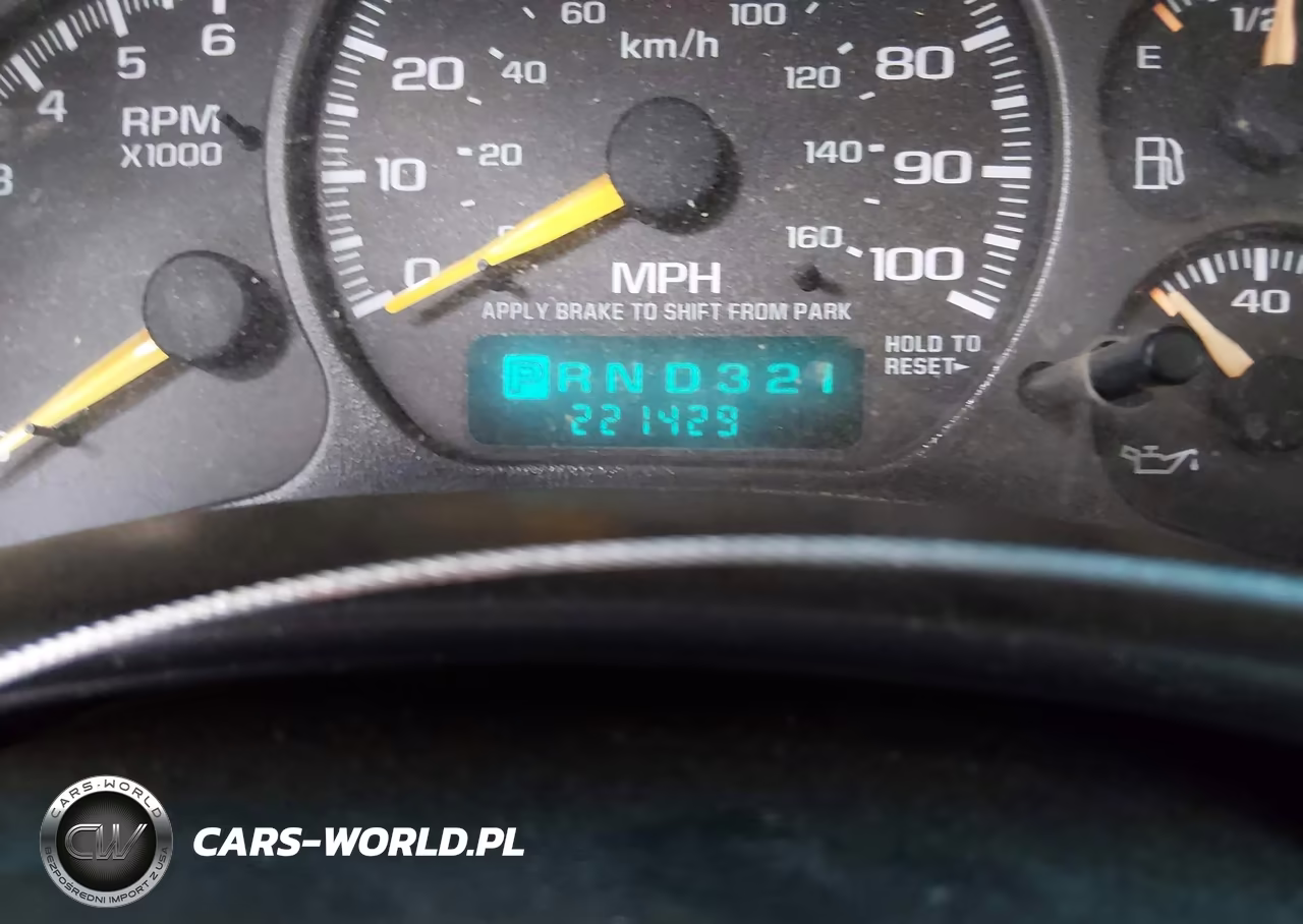 2001 Chevrolet Silverado 1500 VIN:2GCEC19V911324698 - 16