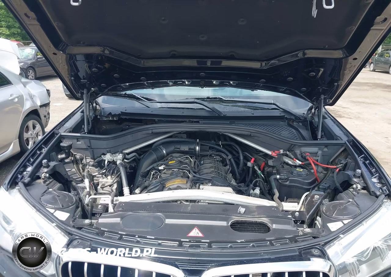 2015 BMW X5 xDrive35I VIN:5UXKR0C53F0P06716 - 10