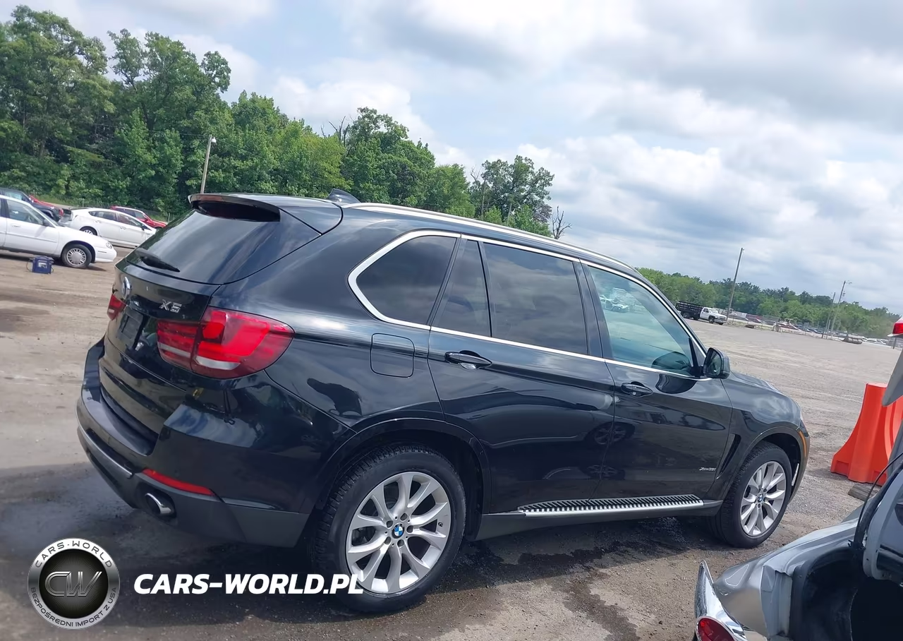 2015 BMW X5 xDrive35I VIN:5UXKR0C53F0P06716 - 13