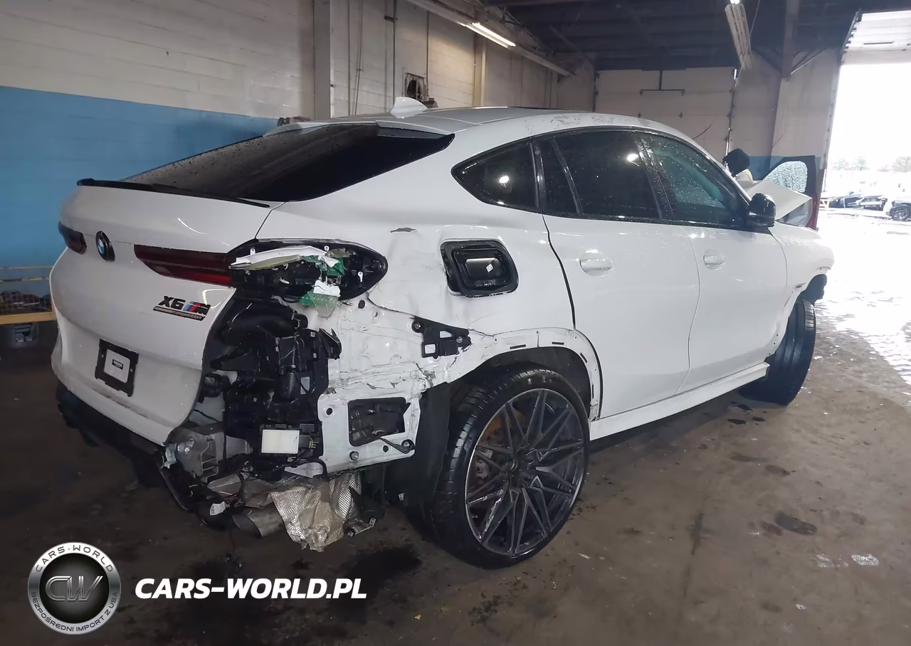 2022 BMW X6 M VIN:5YMCY0C0XN9L06327 - 4