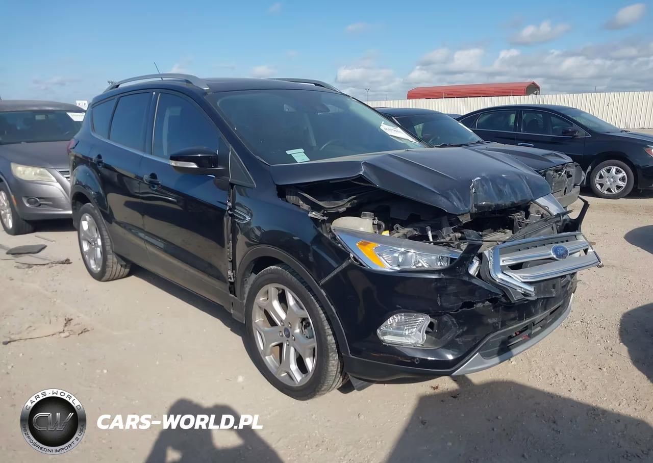 2019 Ford Escape Titanium – zdjęcie 1 z 19