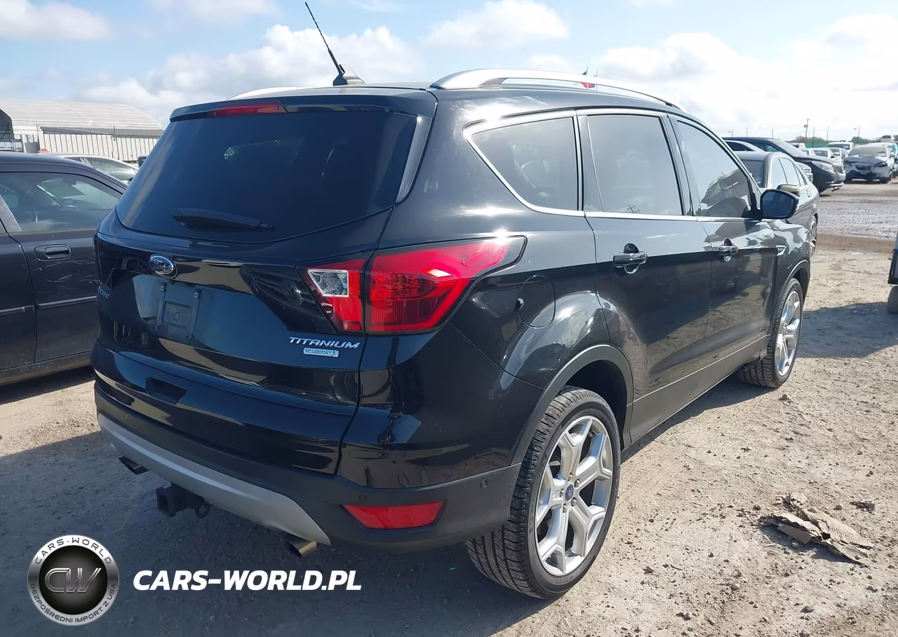 2019 Ford Escape Titanium VIN:1FMCU0J95KUB57044 - 4