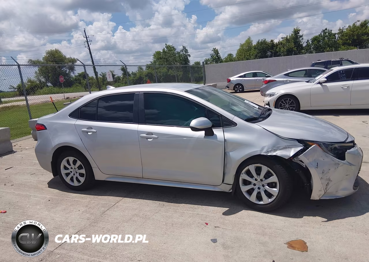 2026 Toyota Corolla Le VIN:5YFB4MDE9TP378015 - 13