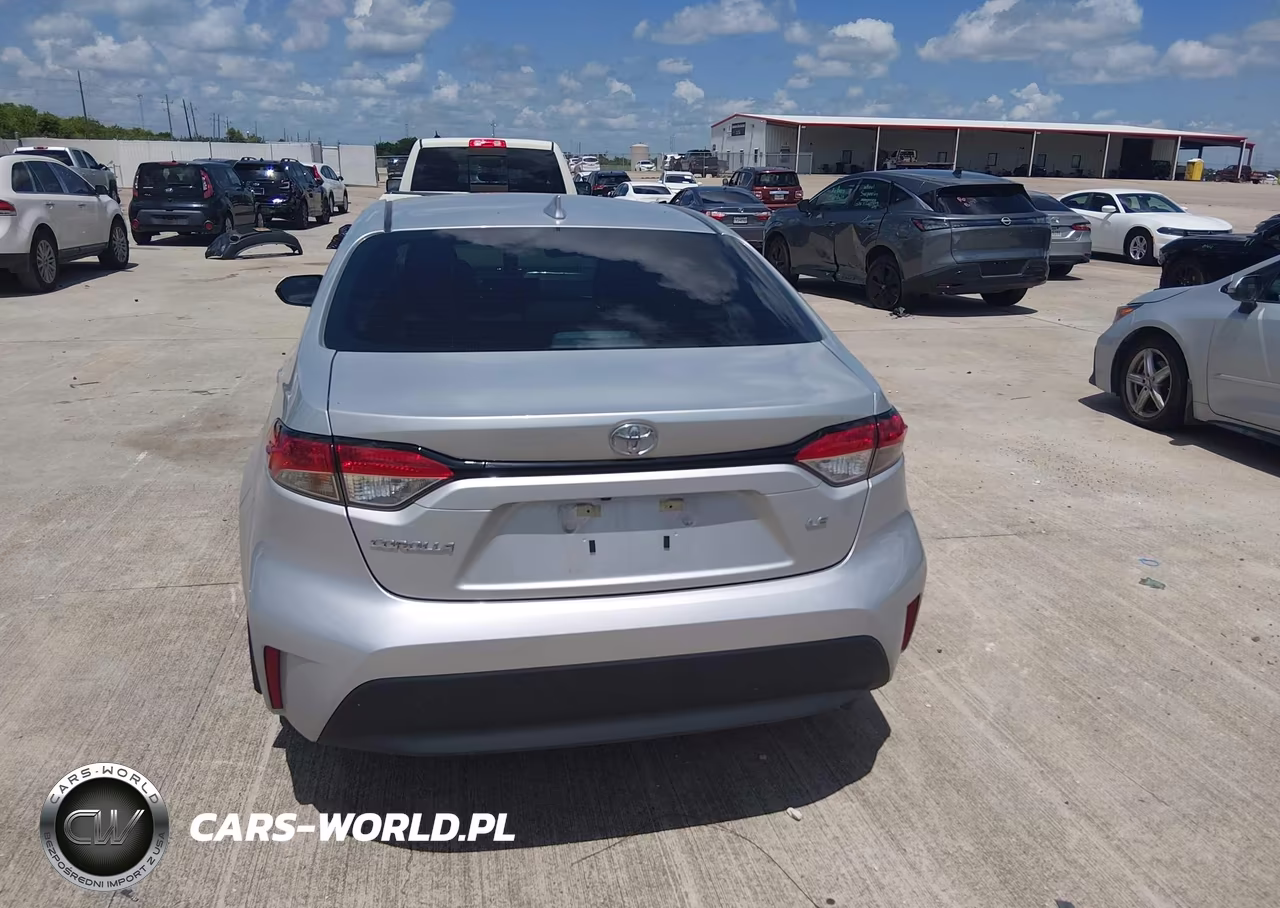 2026 Toyota Corolla Le VIN:5YFB4MDE9TP378015 - 16