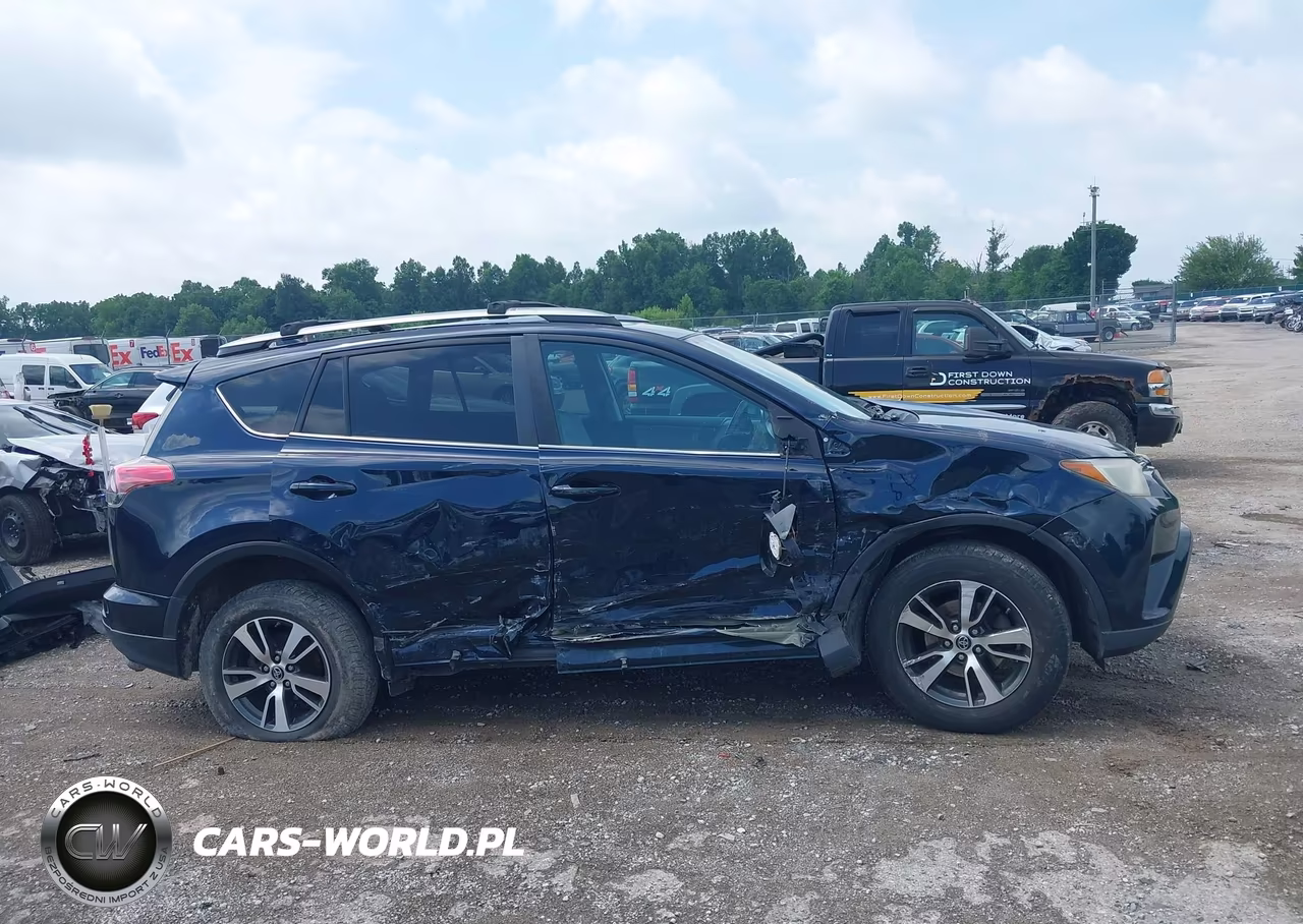 2017 Toyota Rav4 Xle VIN:2T3RFREV9HW679160 - 13