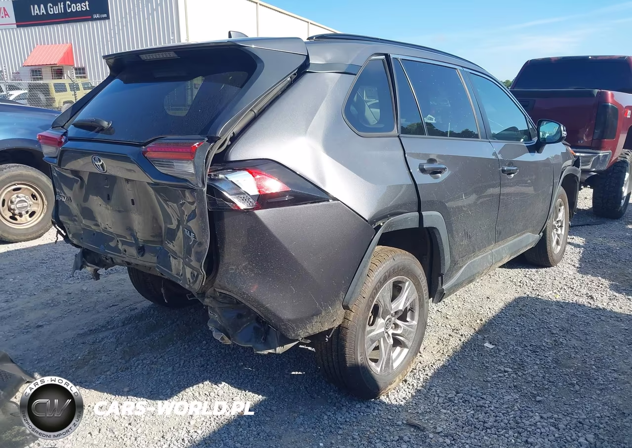 2023 Toyota Rav4 Xle VIN:2T3W1RFV9PW250440 - 4
