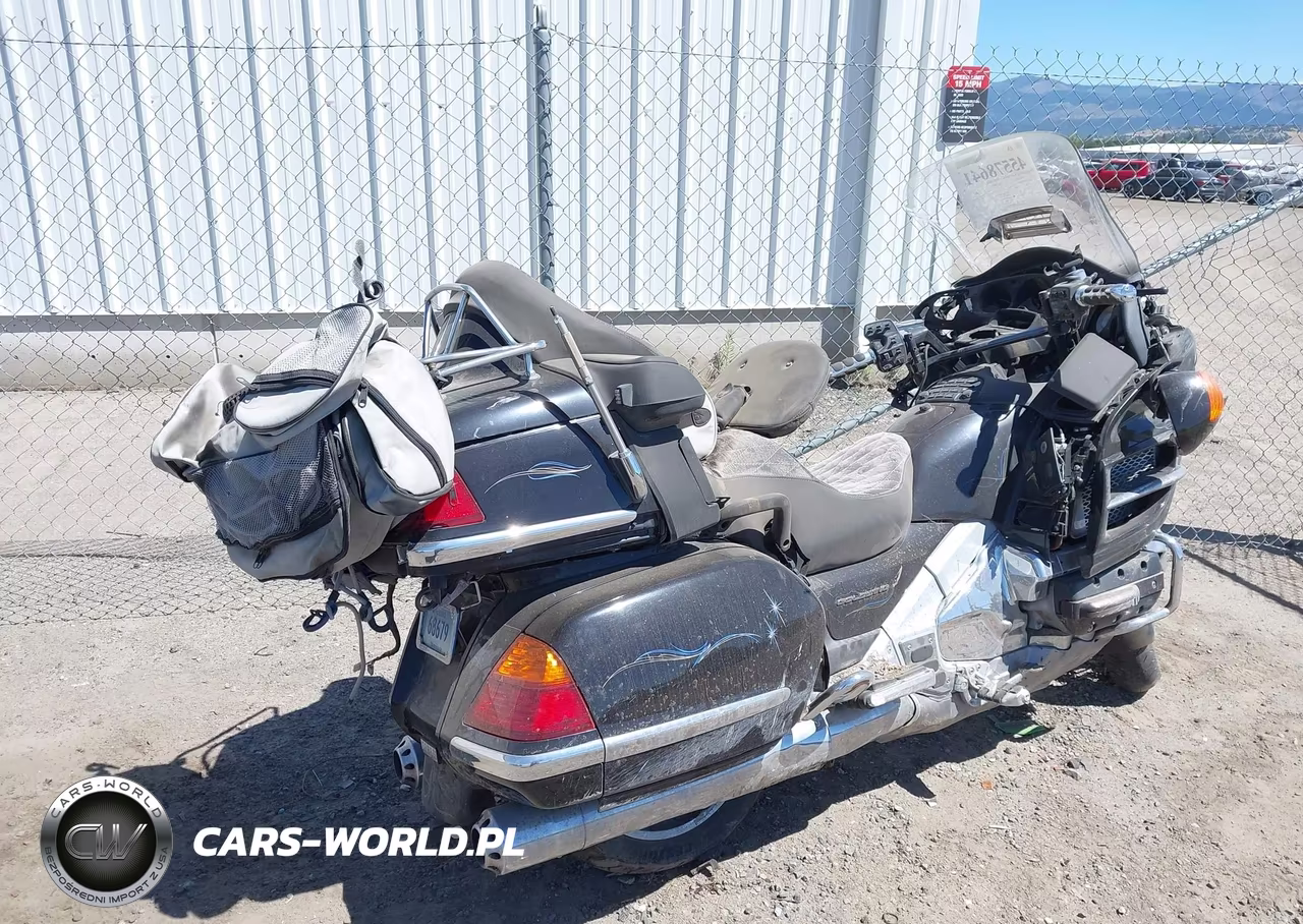 2004 Honda Gl1800 VIN:1HFSC47054A307523 - 4
