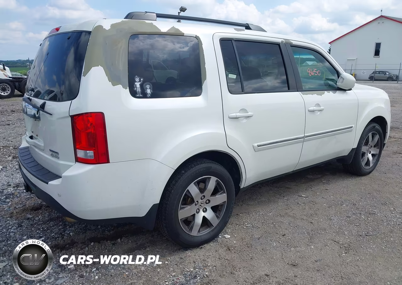 2012 Honda Pilot Touring VIN:5FNYF4H99CB020927 - 4