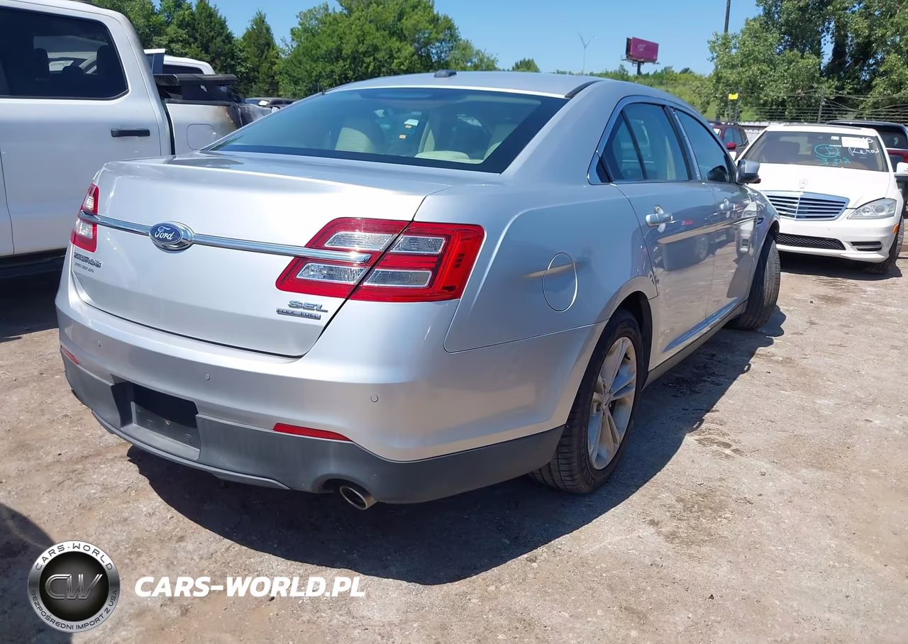 2017 Ford Taurus Sel VIN:1FAHP2E83HG133594 - 4