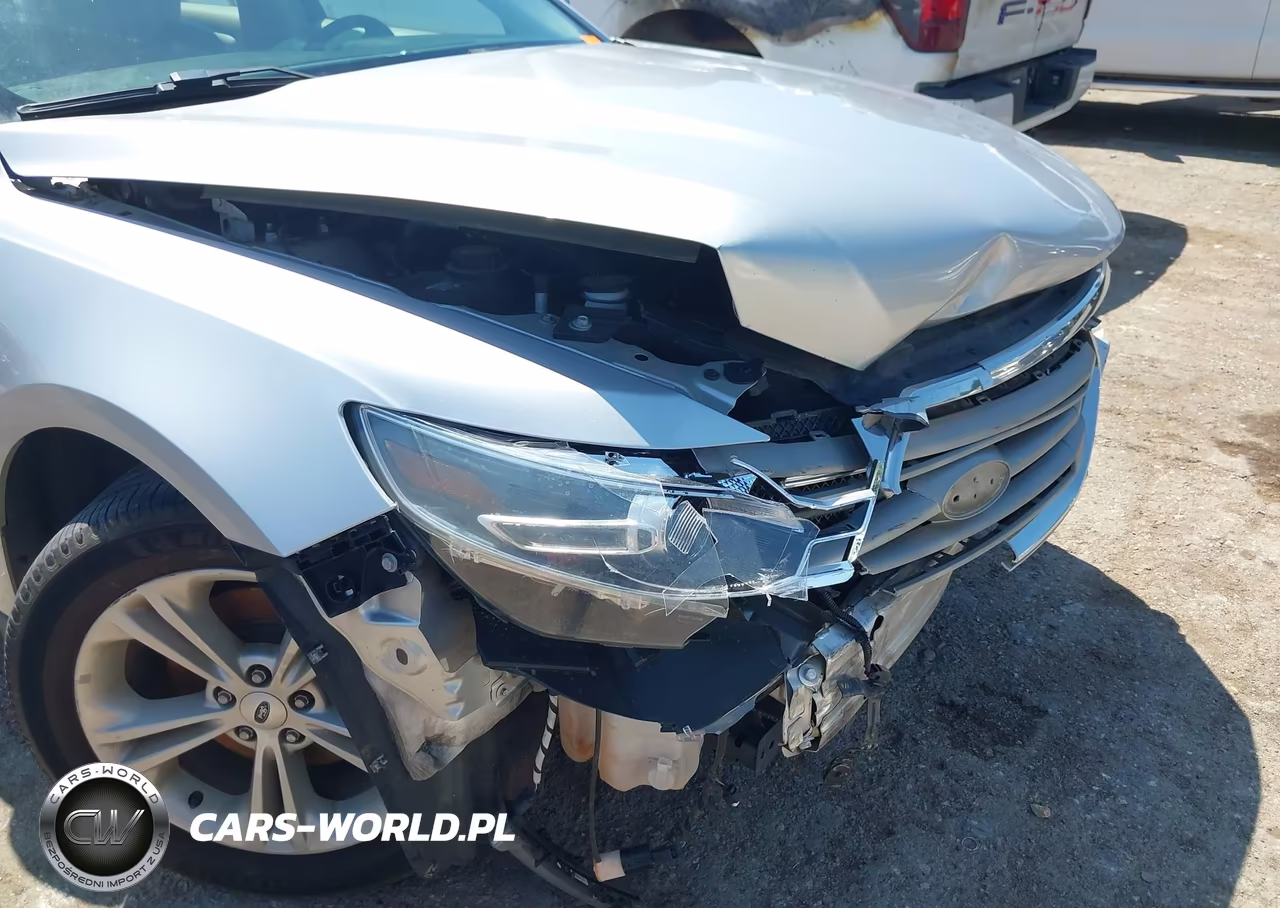 2017 Ford Taurus Sel VIN:1FAHP2E83HG133594 - 6
