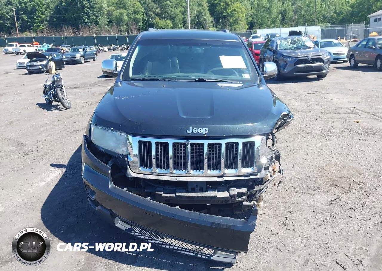 2013 Jeep Grand Cherokee Laredo VIN:1C4RJFAG0DC592393 - 12