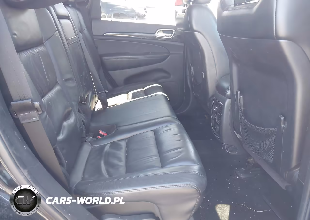 2013 Jeep Grand Cherokee Laredo VIN:1C4RJFAG0DC592393 - 8