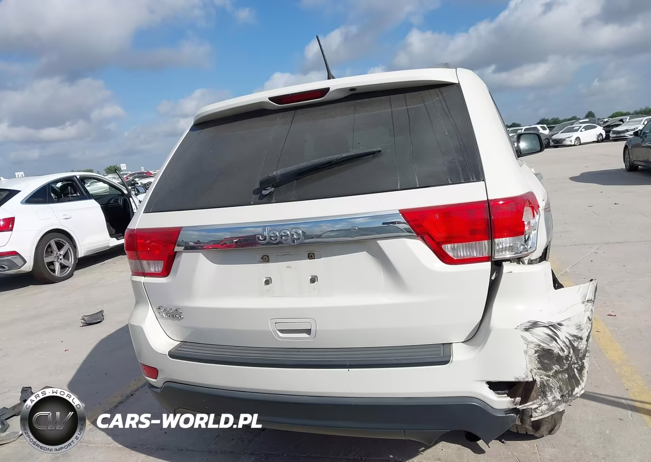 2011 Jeep Grand Cherokee Laredo VIN:1J4RR4GG8BC566636 - 16