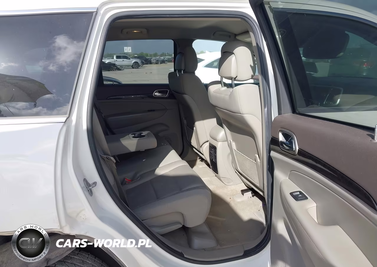 2011 Jeep Grand Cherokee Laredo VIN:1J4RR4GG8BC566636 - 8