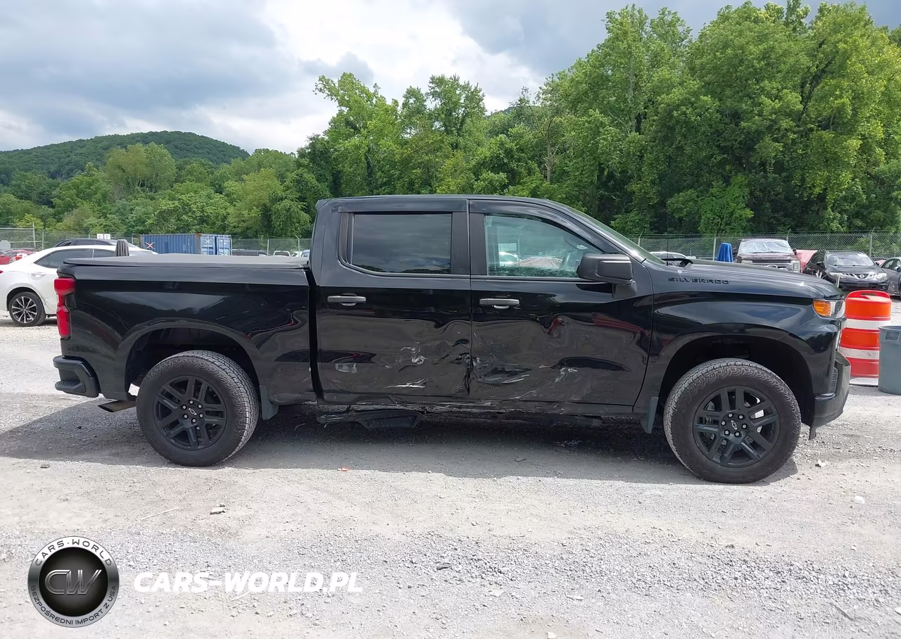 2021 Chevrolet Silverado 1500 4Wd Short Bed Custom VIN:3GCPYBEK3MG408099 - 13