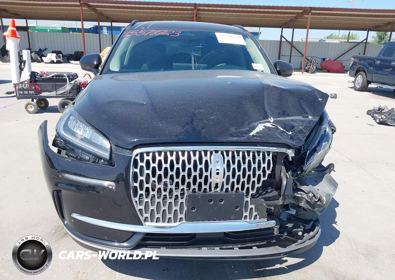 2026 Lincoln Corsair Premiere VIN:5LMCJ1CA0TUL08375 - 13