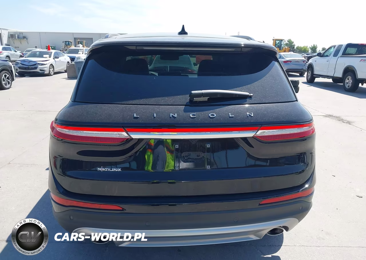 2026 Lincoln Corsair Premiere VIN:5LMCJ1CA0TUL08375 - 17