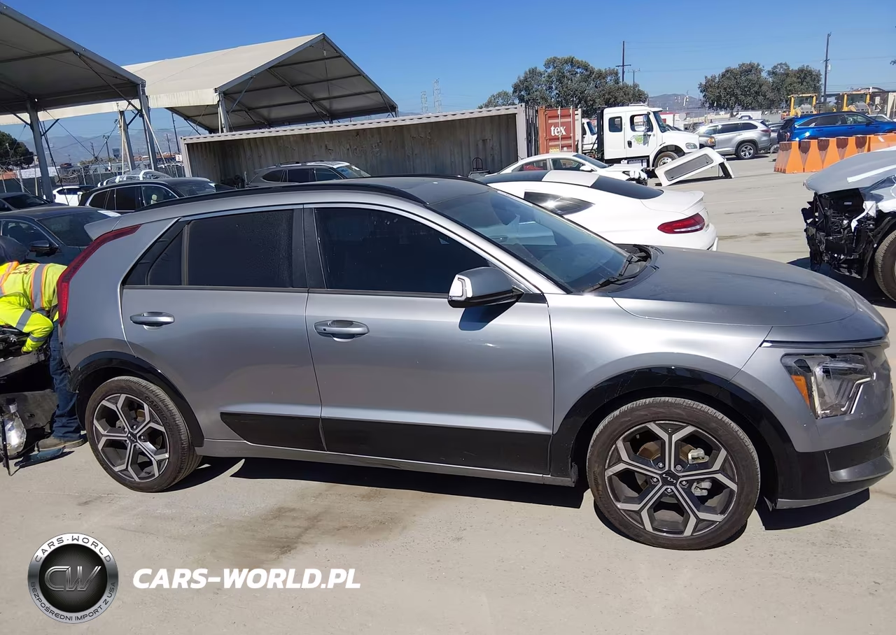 2023 Kia Niro Ex Touring VIN:KNDCR3LE4P5043488 - 13