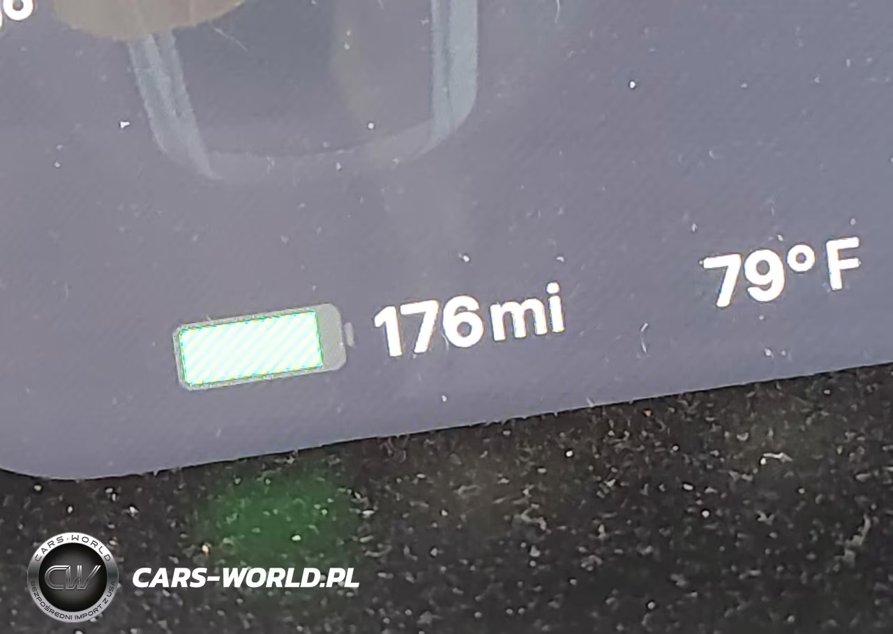 2017 Tesla Model X VIN:5YJXCDE22HF041976 - 18