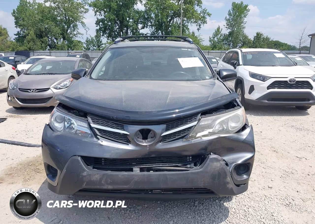 2015 Toyota Rav4 Le VIN:JTMBFREV5FD143897 - 12