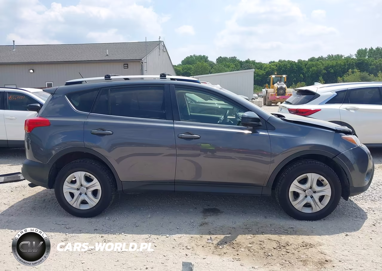 2015 Toyota Rav4 Le VIN:JTMBFREV5FD143897 - 13