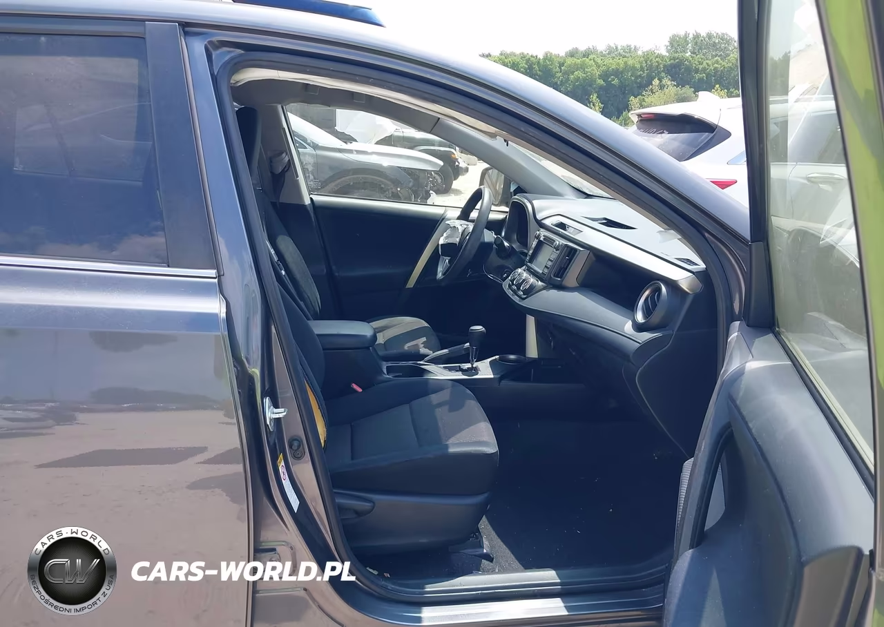 2015 Toyota Rav4 Le VIN:JTMBFREV5FD143897 - 5