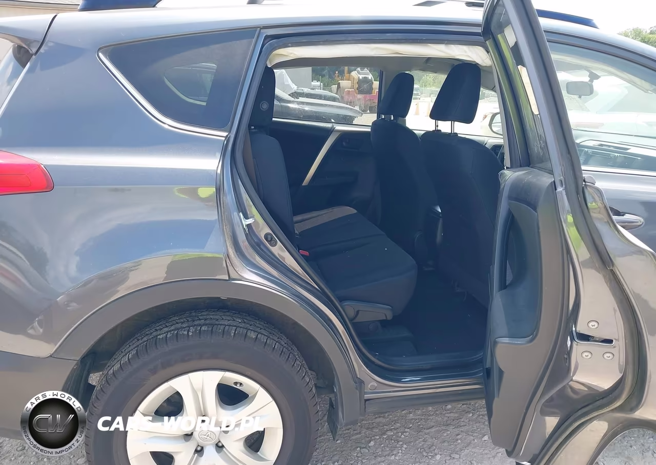 2015 Toyota Rav4 Le VIN:JTMBFREV5FD143897 - 8