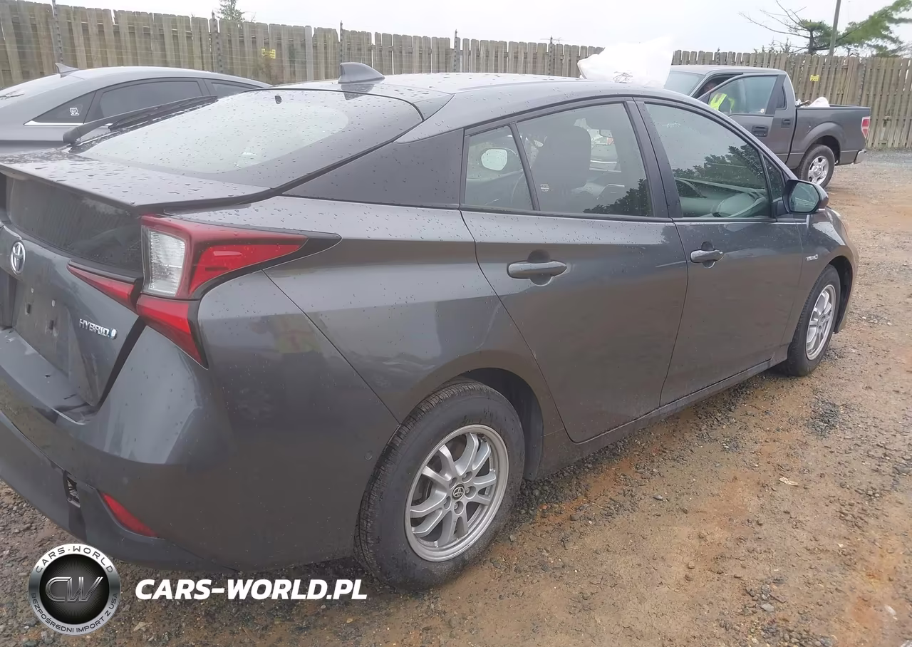 2022 Toyota Prius Le VIN:JTDKAMFU2N3176741 - 4