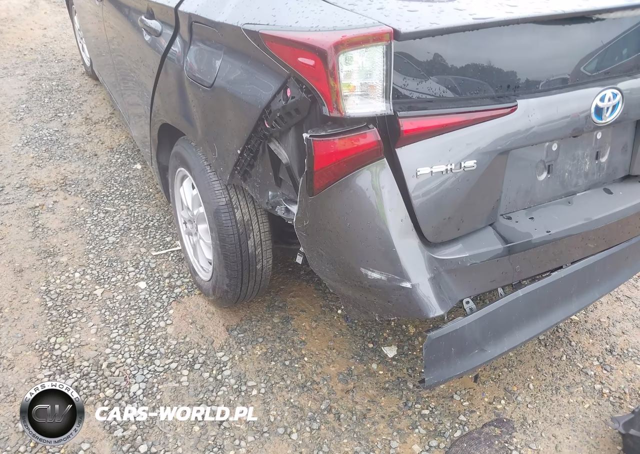 2022 Toyota Prius Le VIN:JTDKAMFU2N3176741 - 6