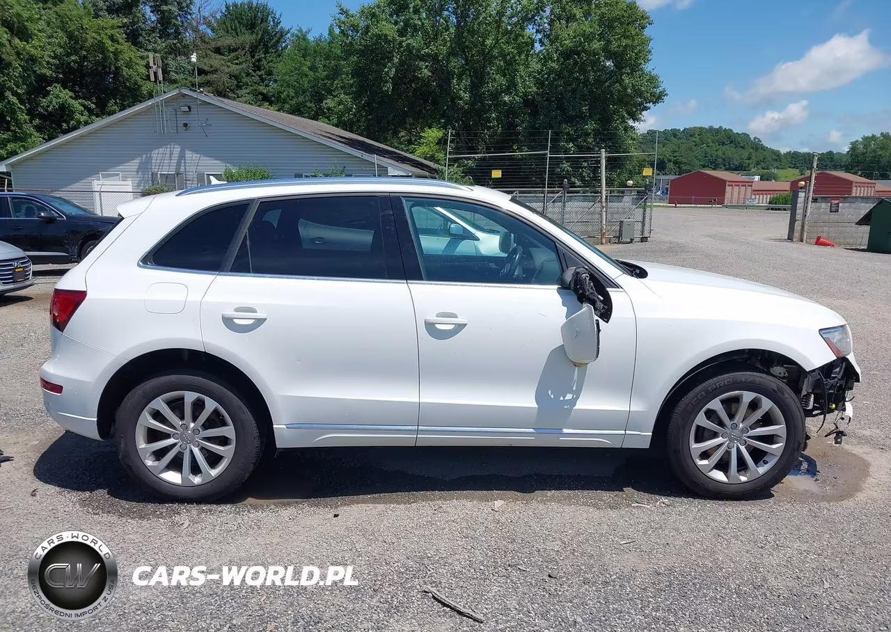 2014 Audi Q5 2.0T Premium VIN:WA1LFAFP3EA089130 - 14