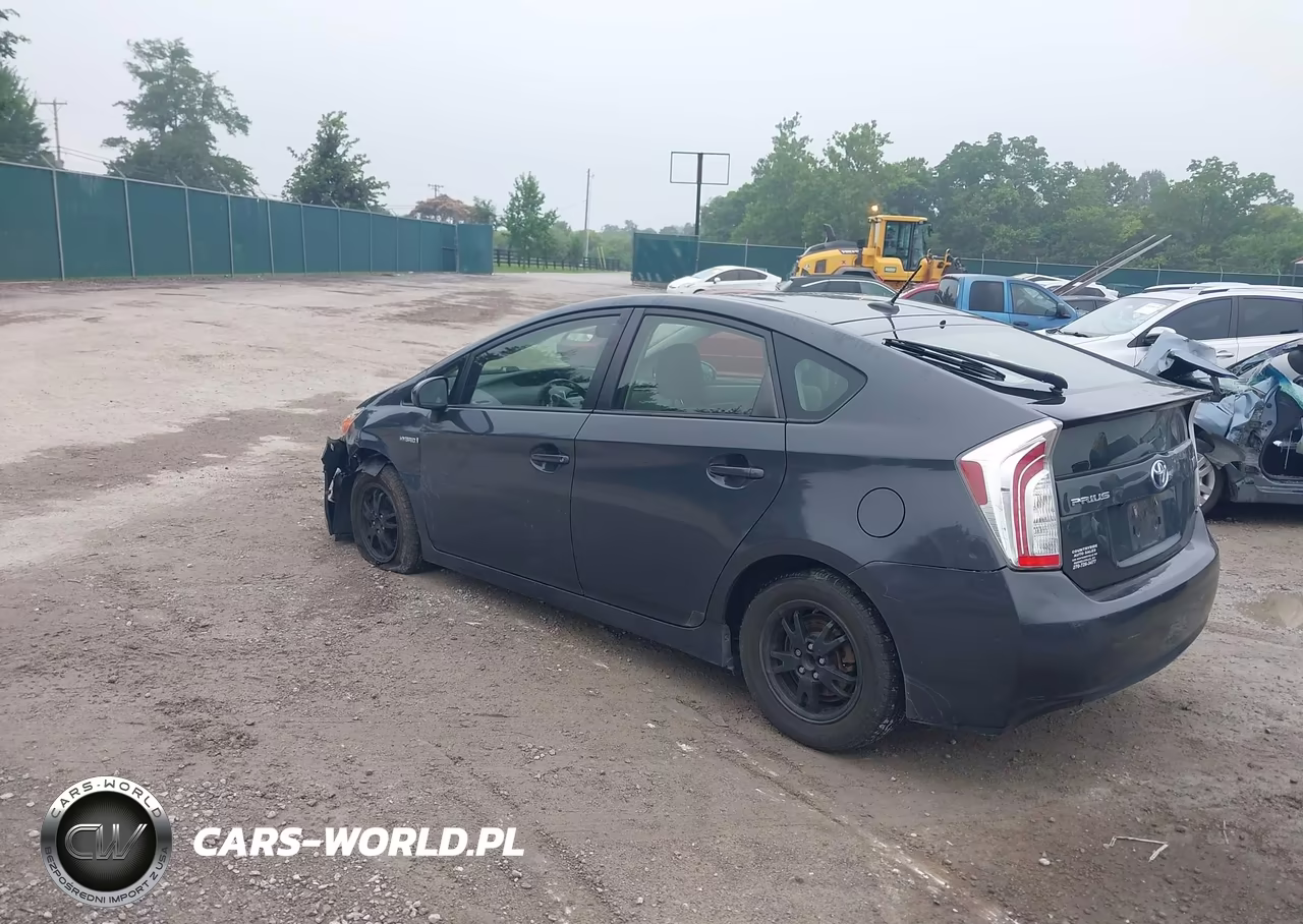 2015 Toyota Prius Three VIN:JTDKN3DU3F0415878 - 3