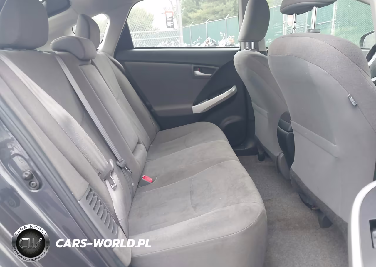 2015 Toyota Prius Three VIN:JTDKN3DU3F0415878 - 8