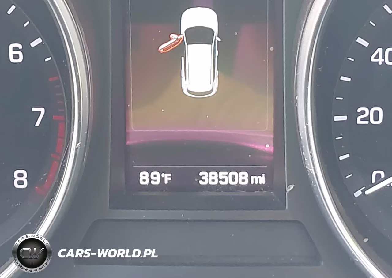 2018 Hyundai Santa Fe Sport 2.4L VIN:5XYZUDLBXJG561110 - 15