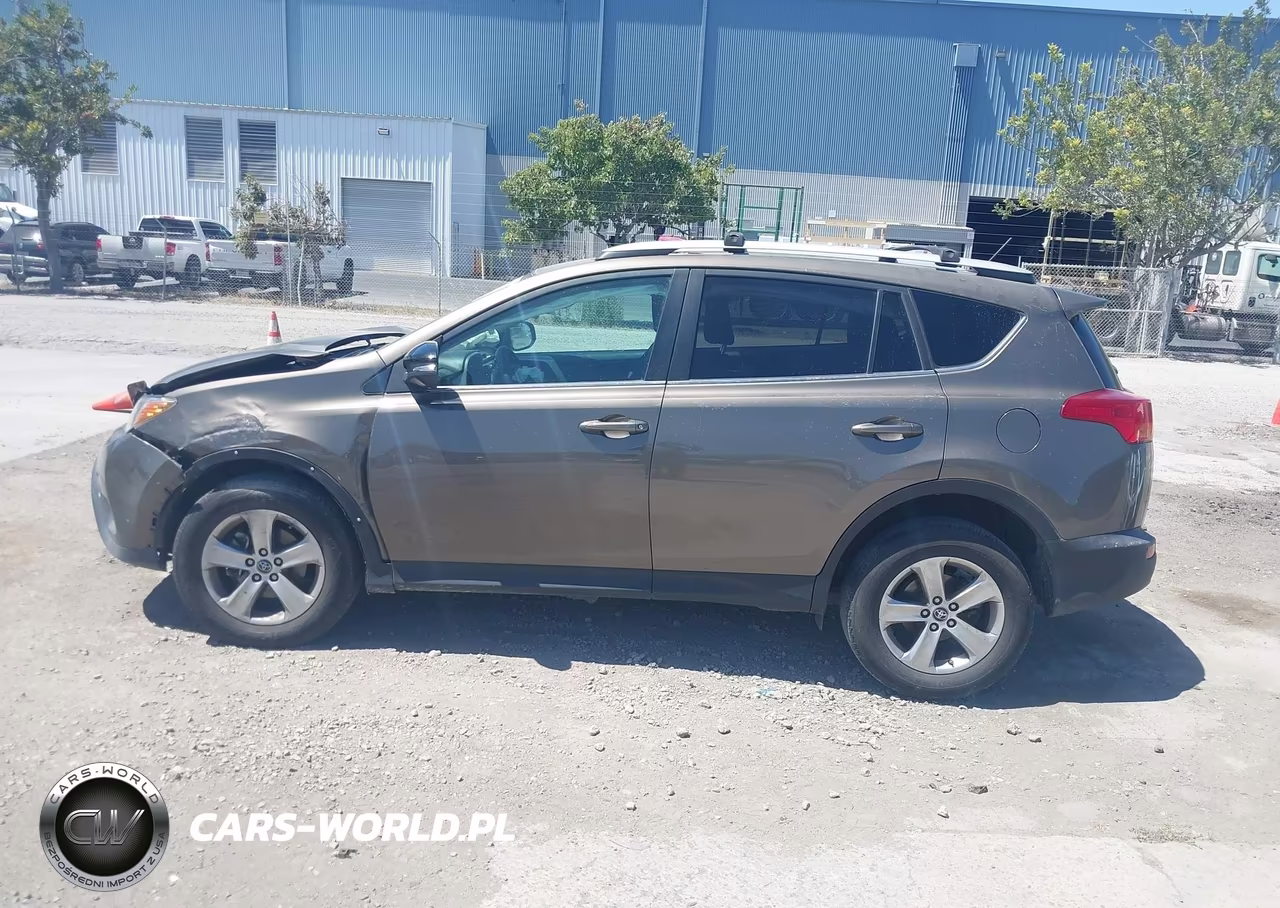 2015 Toyota Rav4 Xle VIN:2T3WFREV9FW203667 - 15