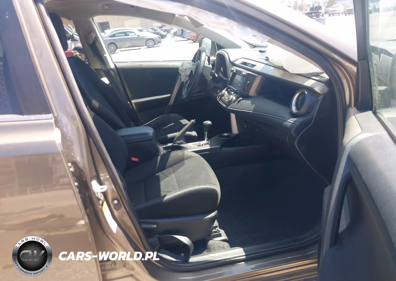 2015 Toyota Rav4 Xle VIN:2T3WFREV9FW203667 - 5