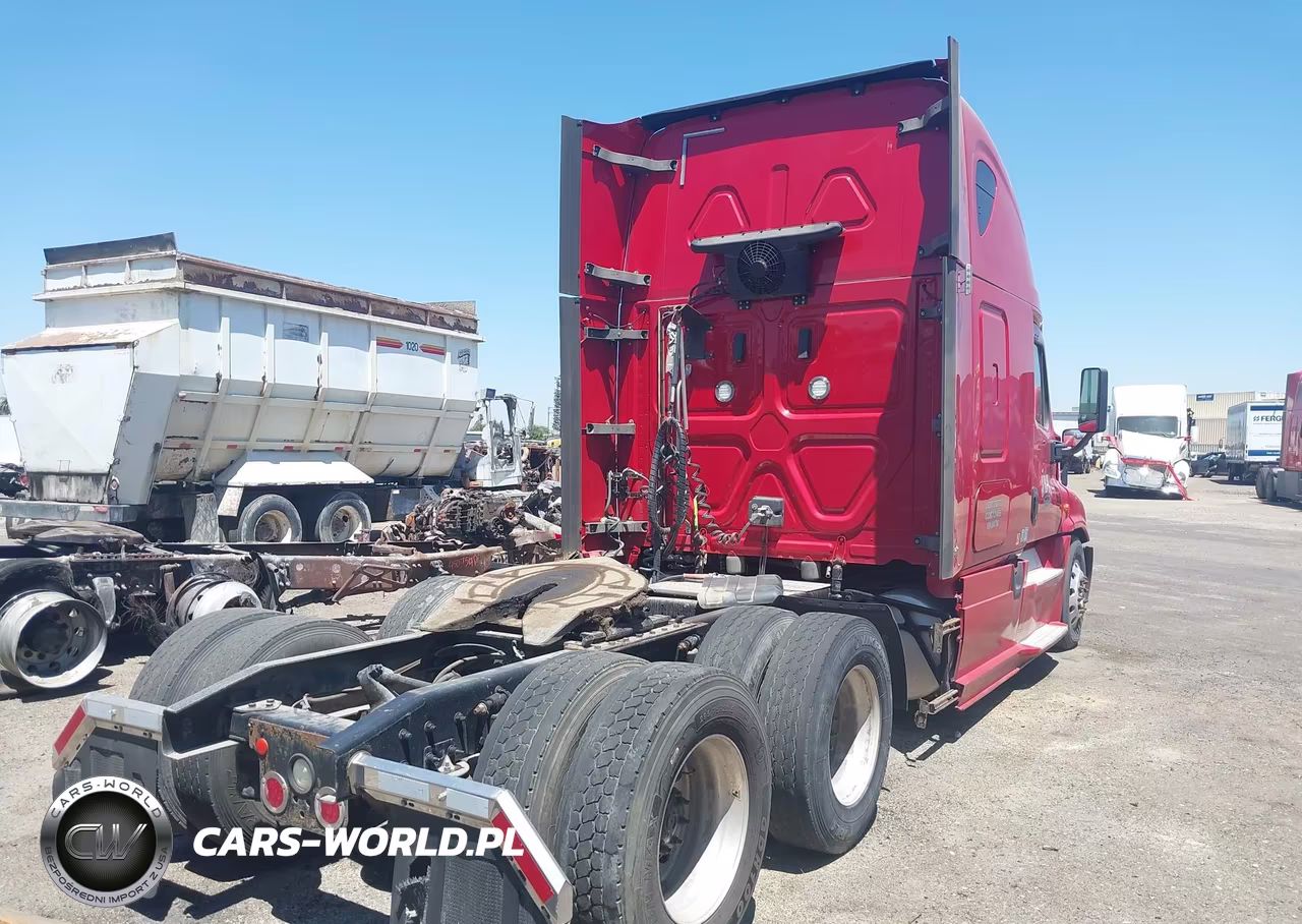 2018 Freightliner Cascadia 125 VIN:3AKJGLDV3JSJX4794 - 4